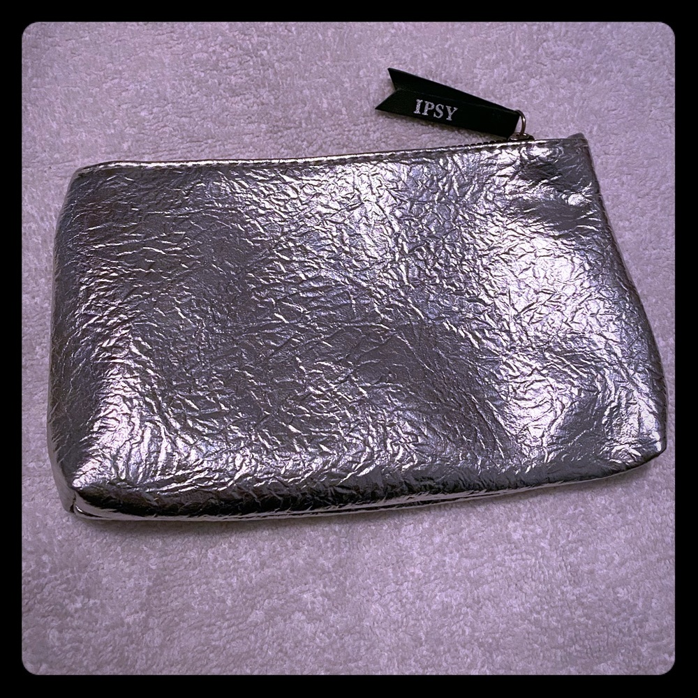 Ipsy travel size makeup bag